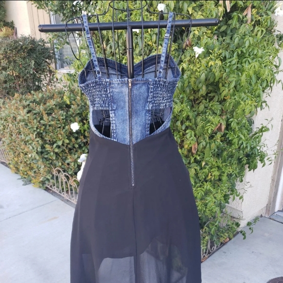 2b Bebe Denim and Silk dress - Picture 2 of 3